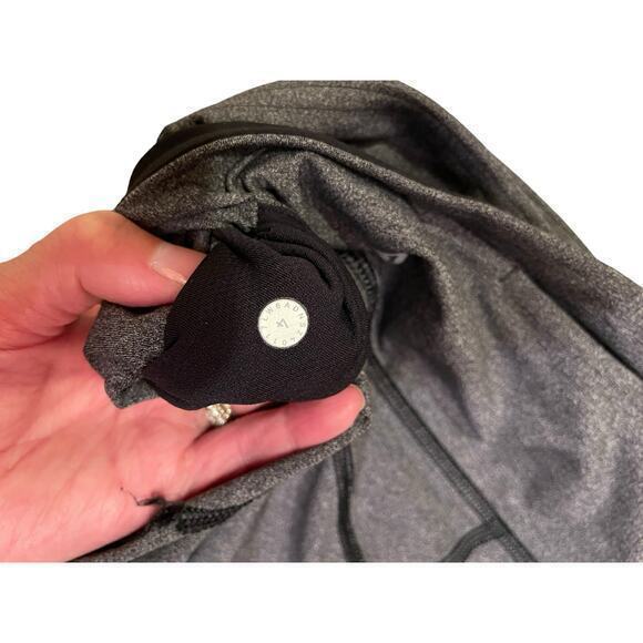 Lululemon Gear Up Crop (17") Heathered Black + Solid Black Leggings - Picture 9 of 13